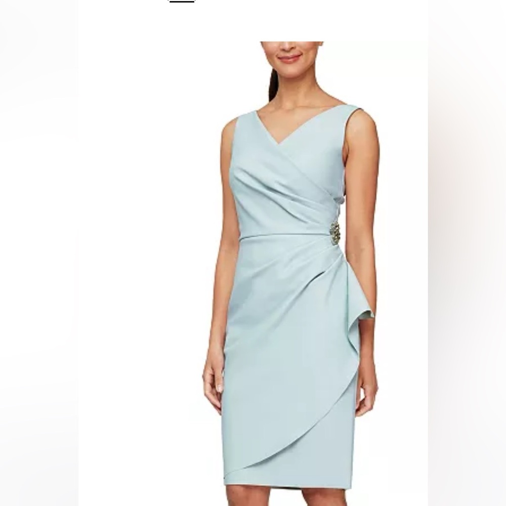 MOB/Formal/Cocktail Dress - Picture 2 of 2